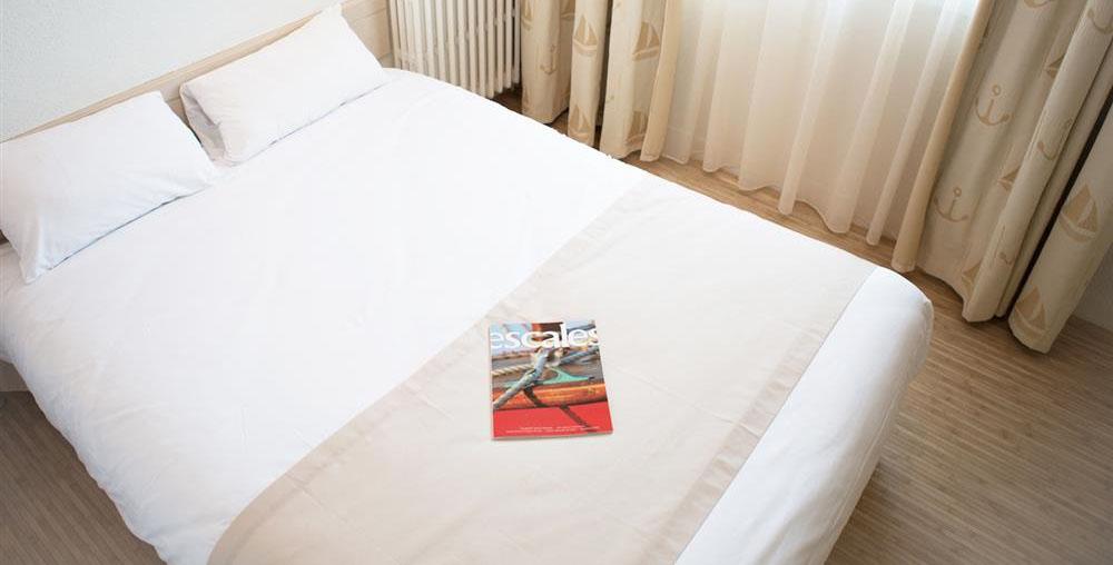 Hotel Sazi Erato Airport