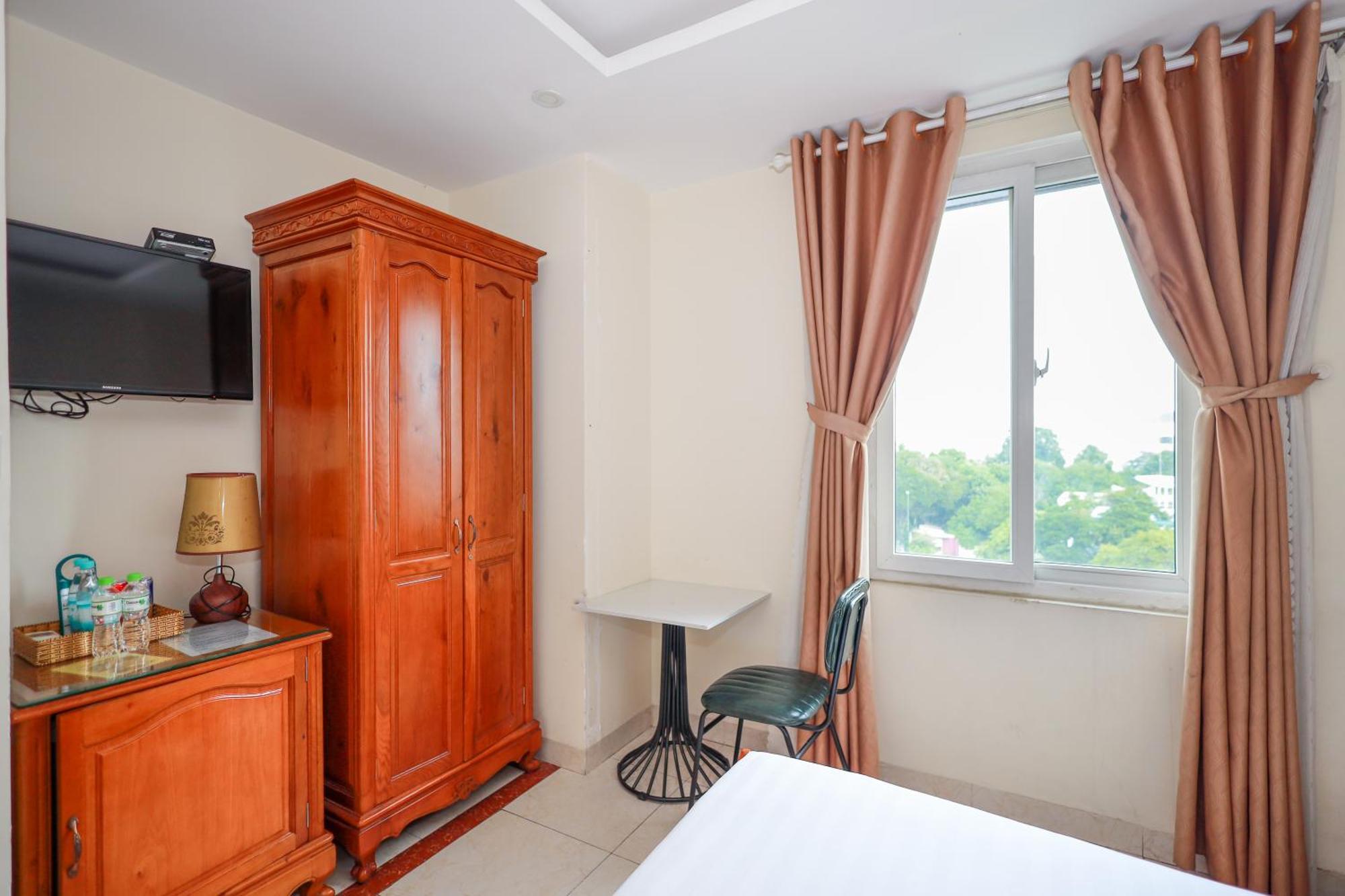 Hotel Sazi Erato Airport Ho Chi Minh City