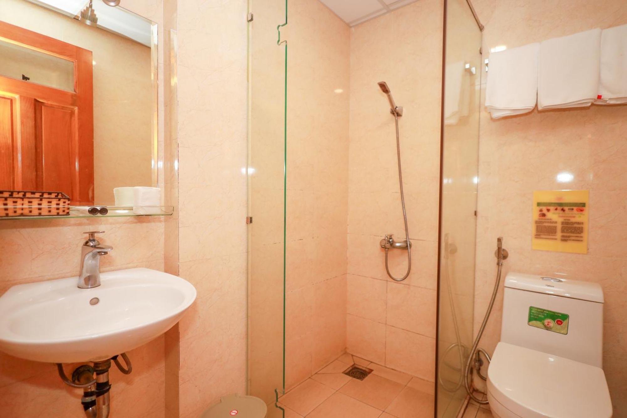 Sazi Erato Airport Hotel