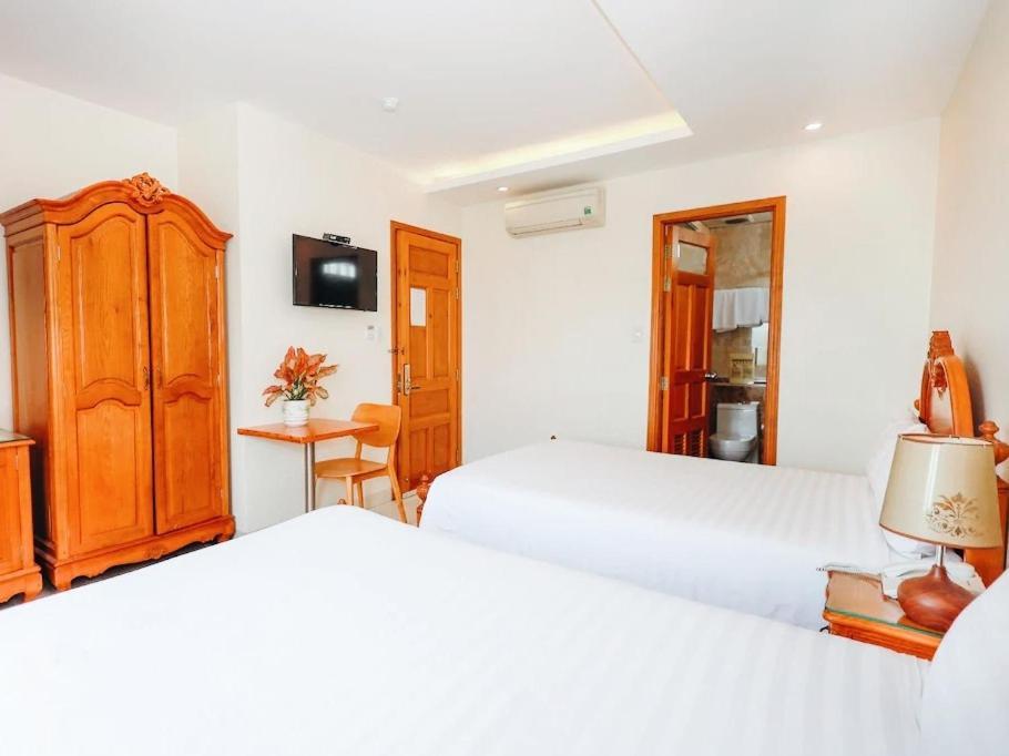 Sazi Erato Airport Hotel Ho Chi Minh City