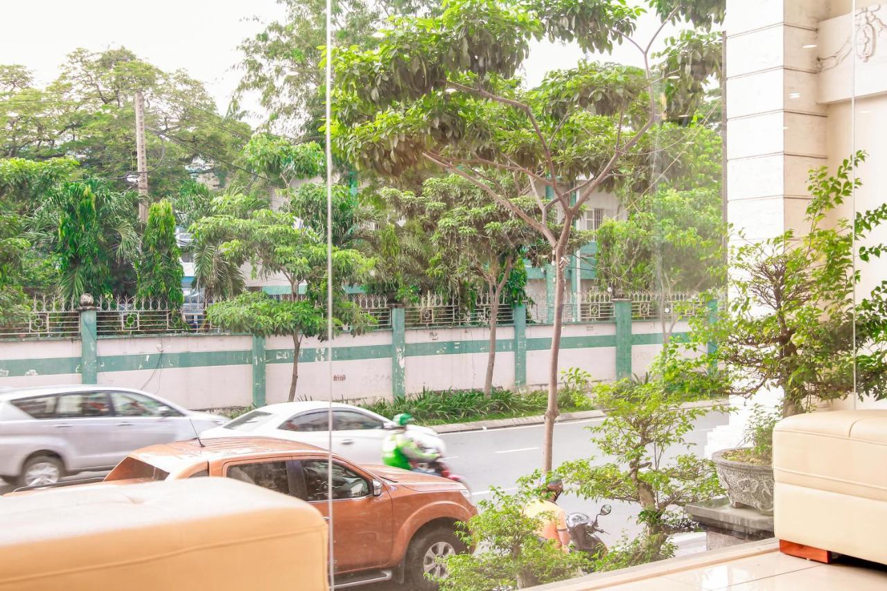 Sazi Erato Airport Hotel